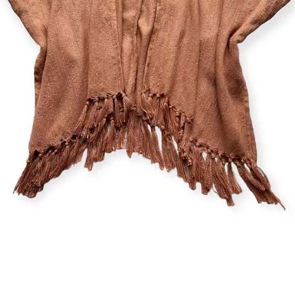 🔃Francesca's Collections Orange Poncho Sweater With Hood - Picture 4 of 6